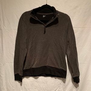 Gap contemporary stripped pullover